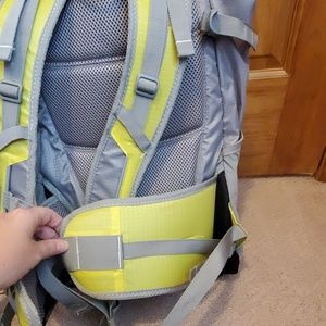 topi sport duffel bag